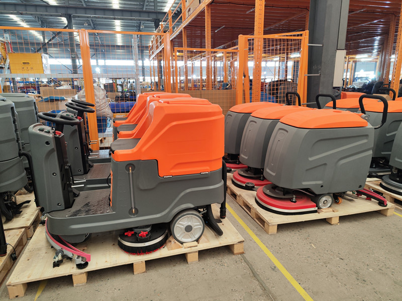 榮事達電動洗地機靈活使用 榮事達電動洗地機靈活使用.jpg